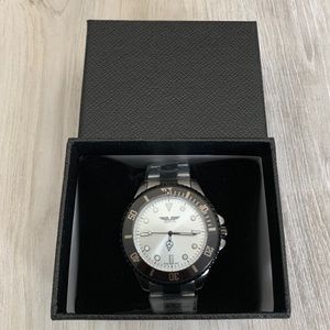 Deporte Wristwatch. NWT